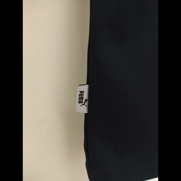 ❌SOLD❌ Puma Polo T-shirt - Picture 6 of 10